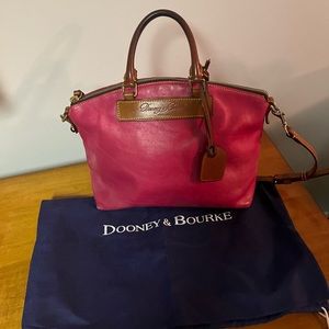 Dooney & Bourke Large handbag